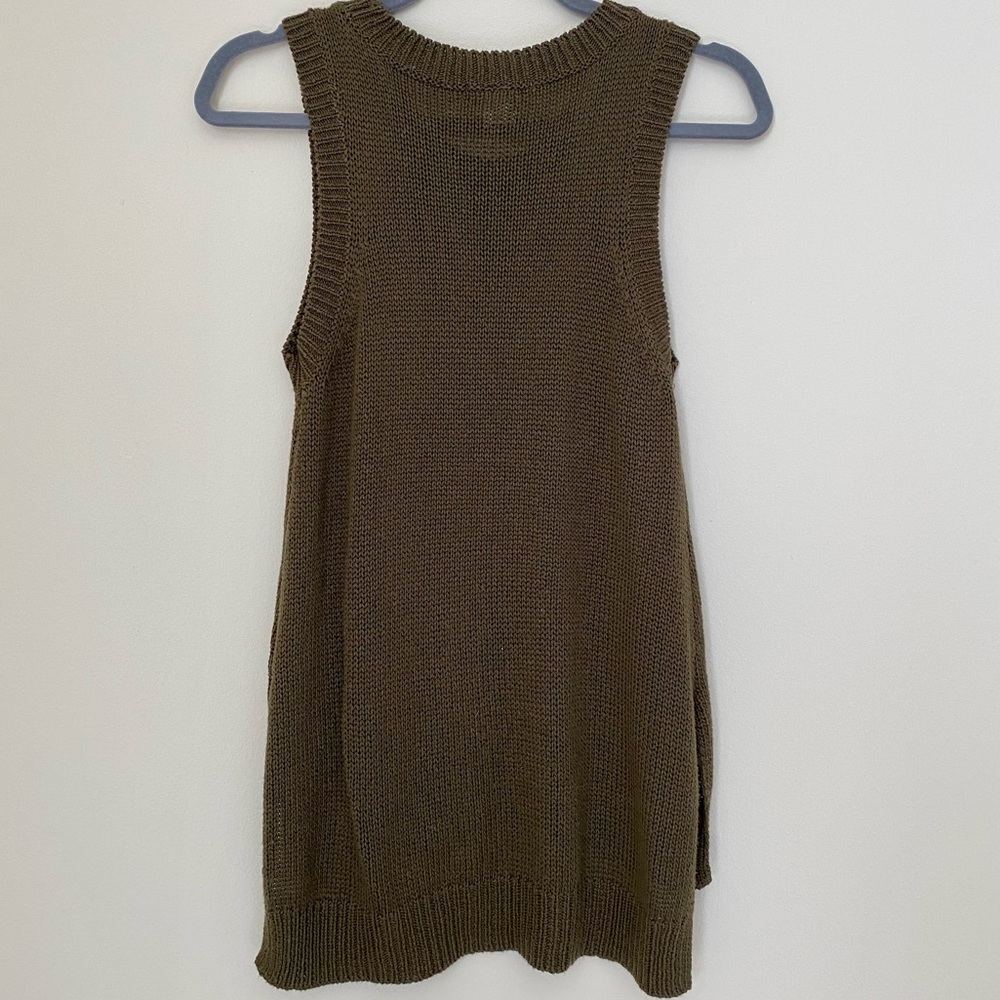 H&M Knit Tank 🧶 - Picture 2 of 3